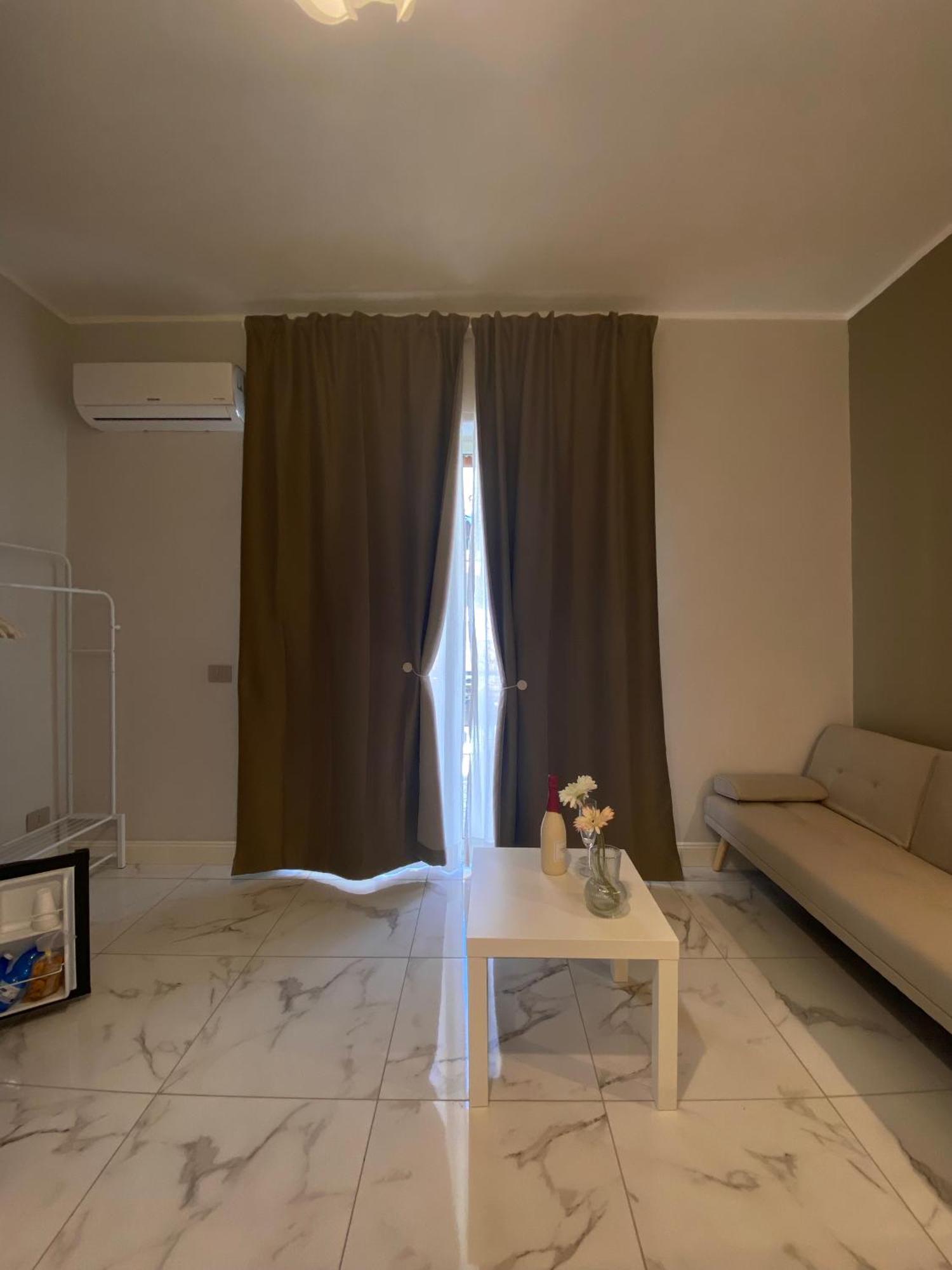Bed and Breakfast La Dimora Di Marti " Vicino Al Centro Storico Di Napoli" Exteriér fotografie